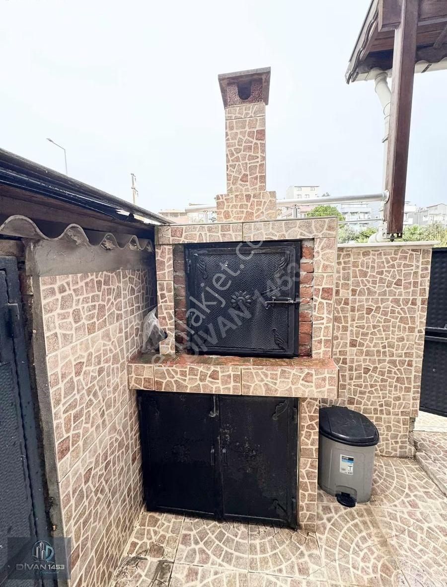 Urla Merkezde Ful Eşyalı Tam Müstakil - Görsel 5