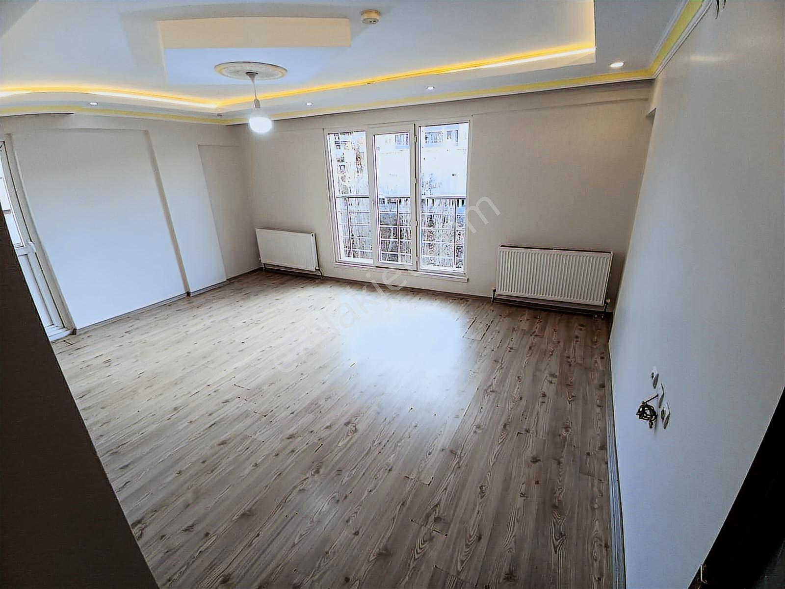 Cadde Yakını Masrafsız Teraslı 5+1 Dubleks Daire ~ Yılmaz Emlak - Görsel 7