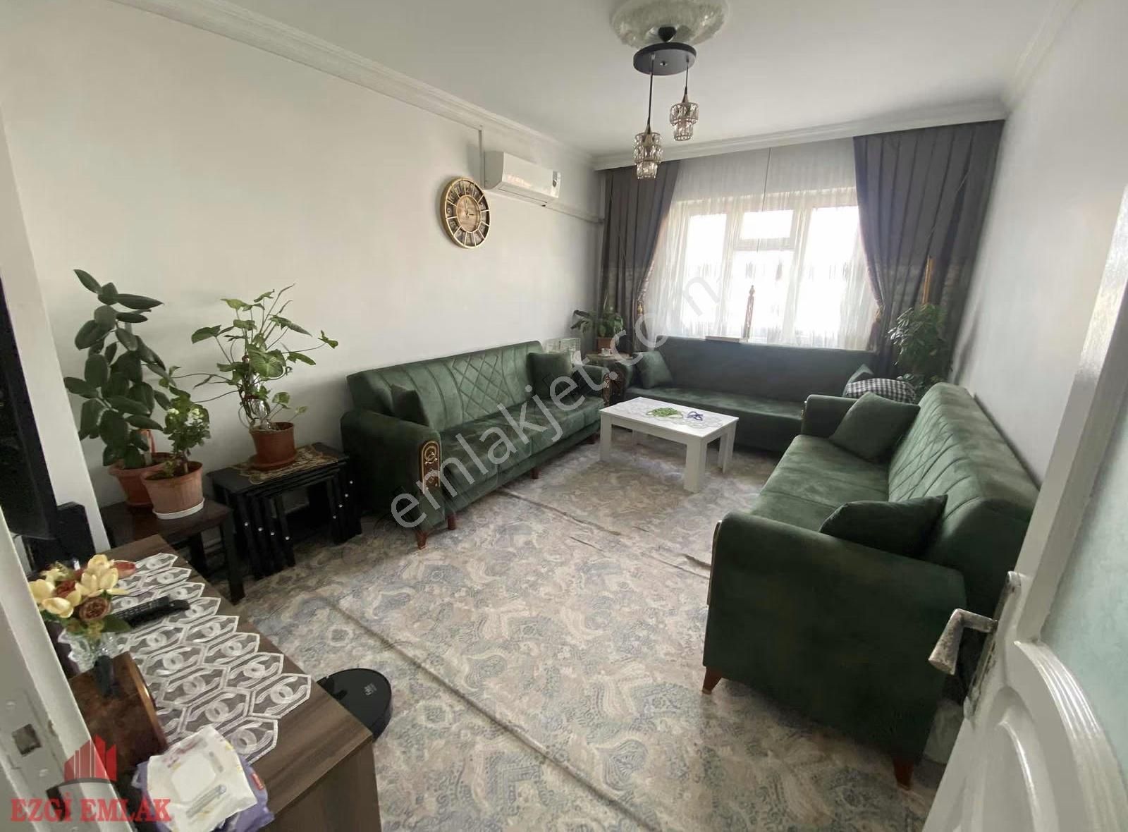 60 . Yıl Mahallesinde Ana Caddeye Yakın 3+1 Kattan Bölme - Görsel 10