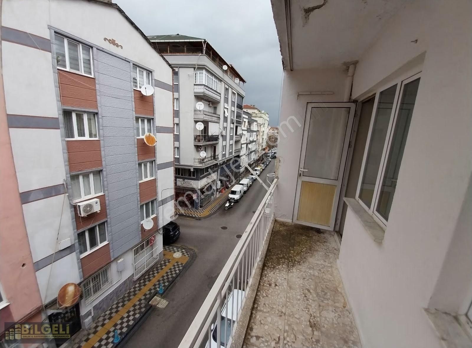 Akıncılar Mahallesi'nde Satılık Arakat 1+1 Standart Daire - Görsel 9