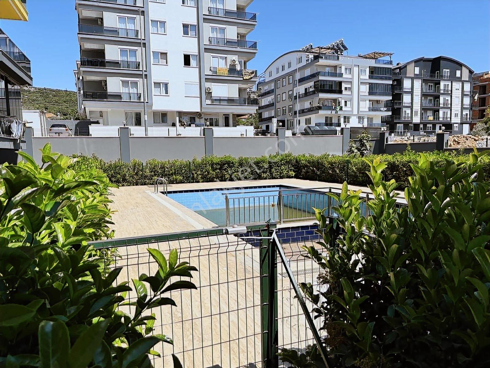 Göçerler'de Kiralık 2+1.site İçi Doğalgazlı Havuzlu Hast.yakını - Görsel 2