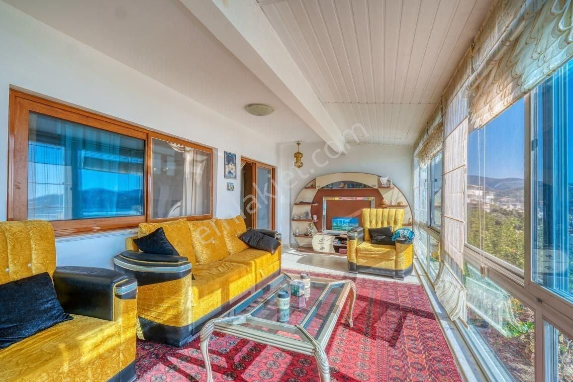 Alanya / Demirtaş’ta Deniz Manzaralı 3+1 Satılık Villa - Görsel 7