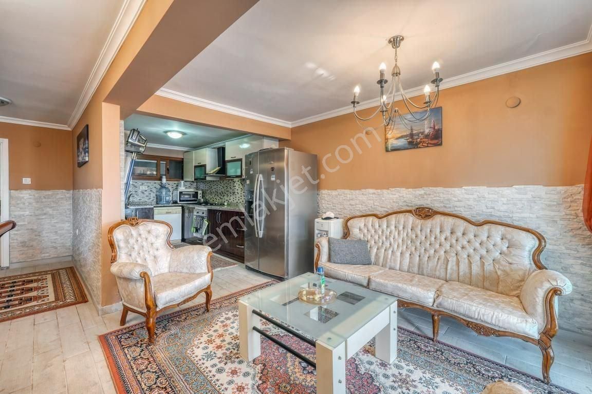 Alanya / Demirtaş’ta Deniz Manzaralı 3+1 Satılık Villa - Görsel 11