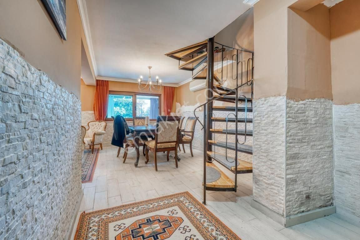 Alanya / Demirtaş’ta Deniz Manzaralı 3+1 Satılık Villa - Görsel 8