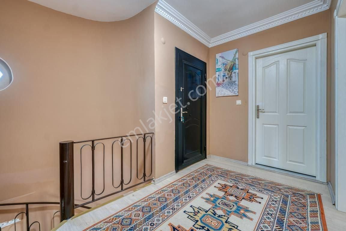 Alanya / Demirtaş’ta Deniz Manzaralı 3+1 Satılık Villa - Görsel 17