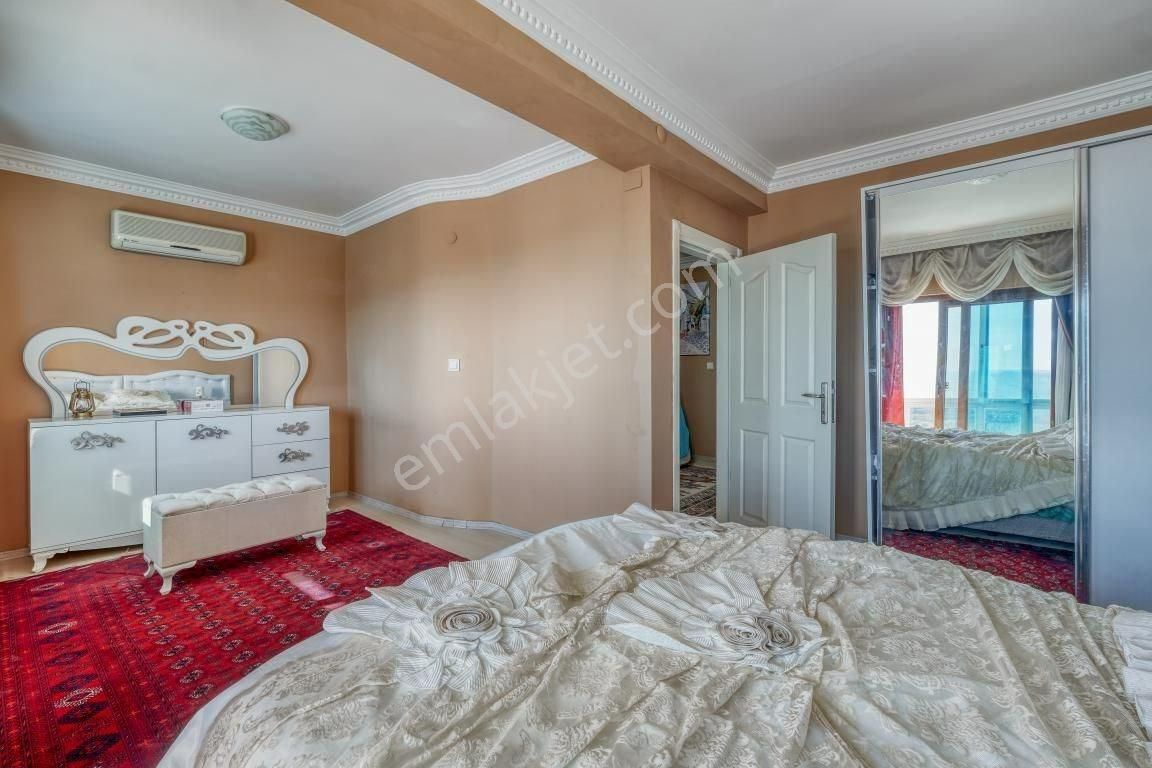 Alanya / Demirtaş’ta Deniz Manzaralı 3+1 Satılık Villa - Görsel 18