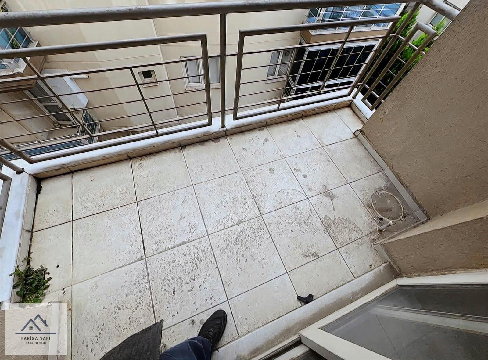 Parisadan İbf Ve H.ağa Bahçesi Yanı Merkezi Konumda Kiralık 3+1 - Görsel 4