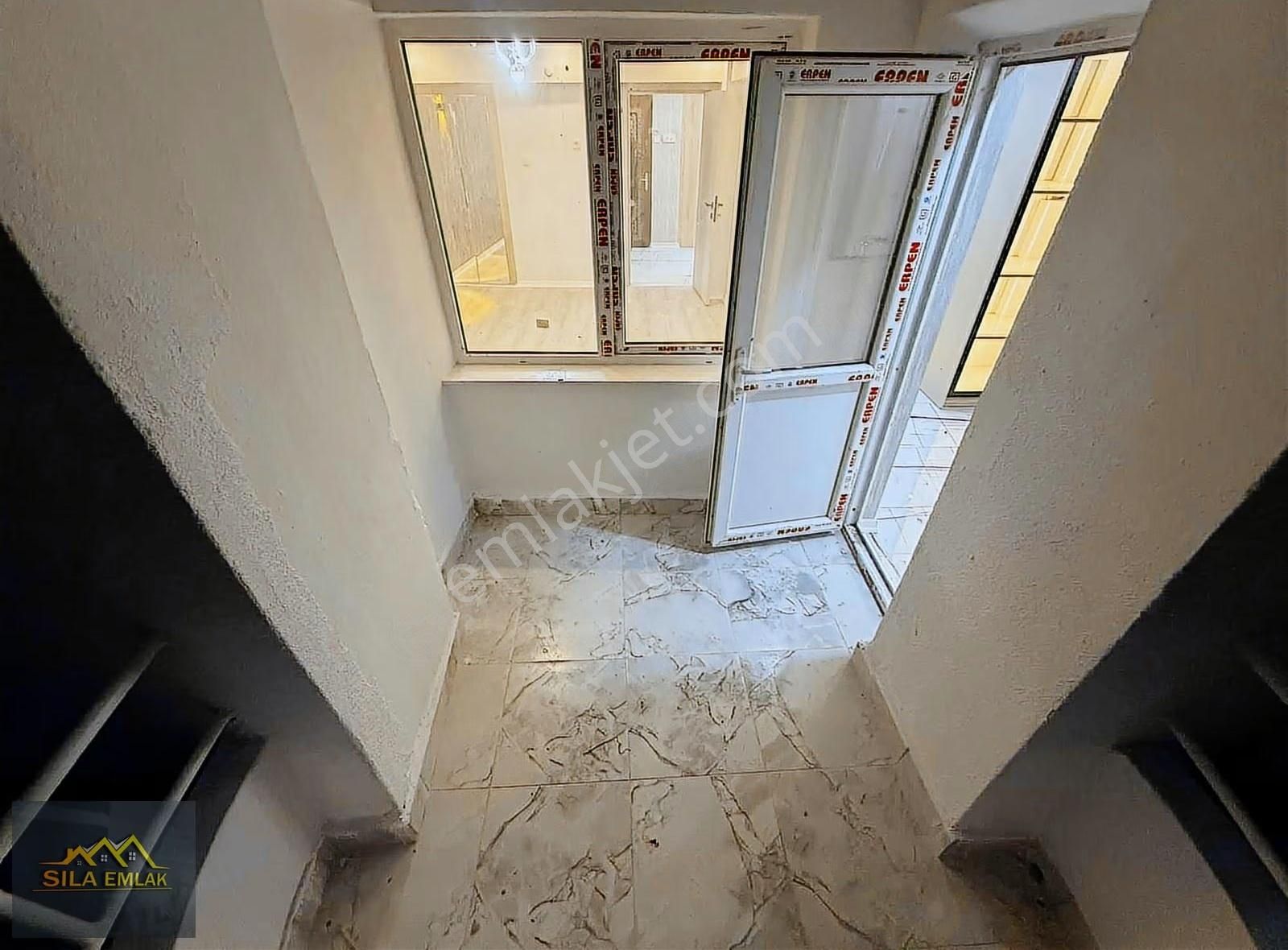 Plevne Mah. 3+1 Ara Kat E.banyolu Giyinme Odalı 120m2 Daire! - Görsel 3
