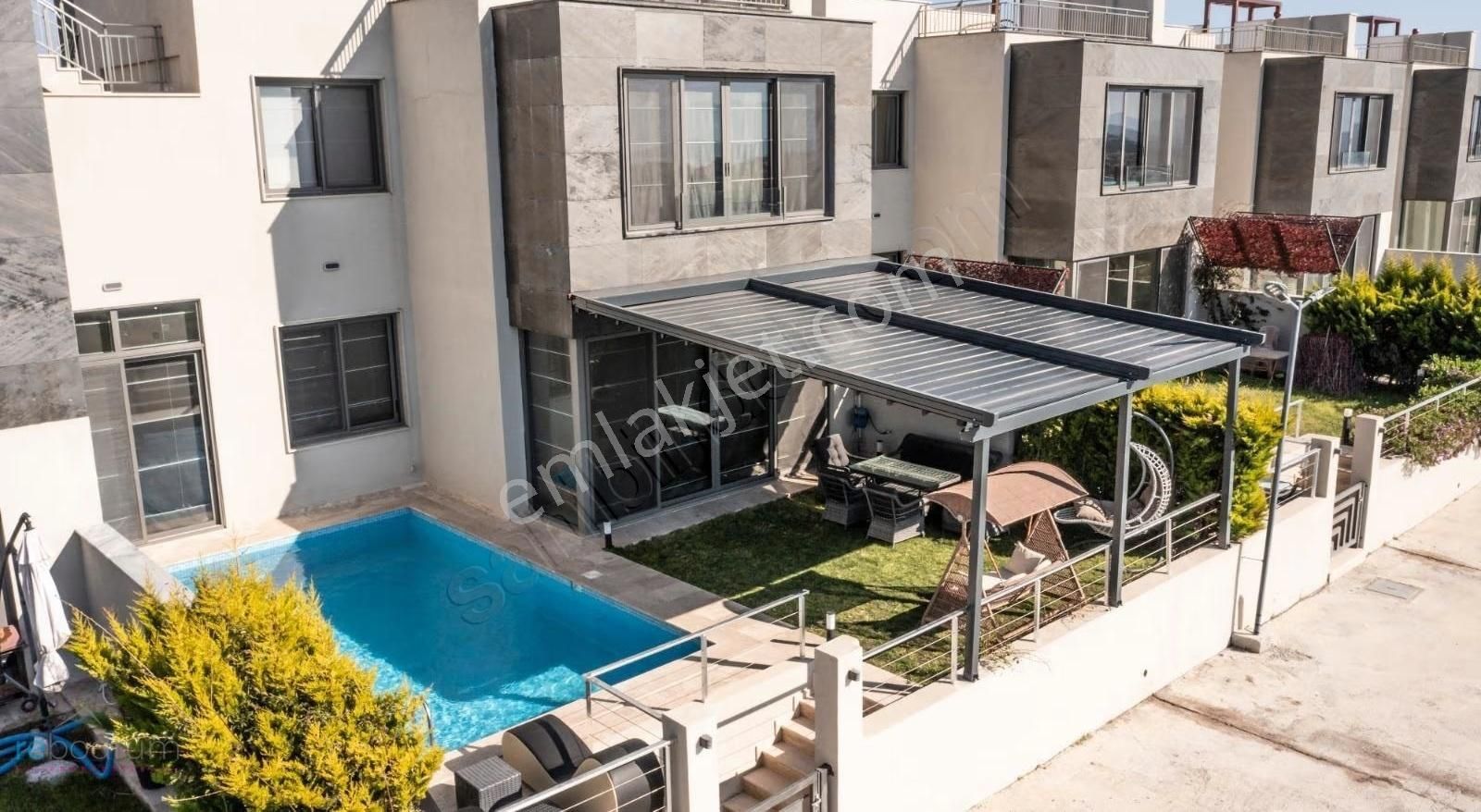 Bodrum Adabükünde Deniz & Göl Manzaralı Özel Havuzlu 4+1 Villa - Görsel 11