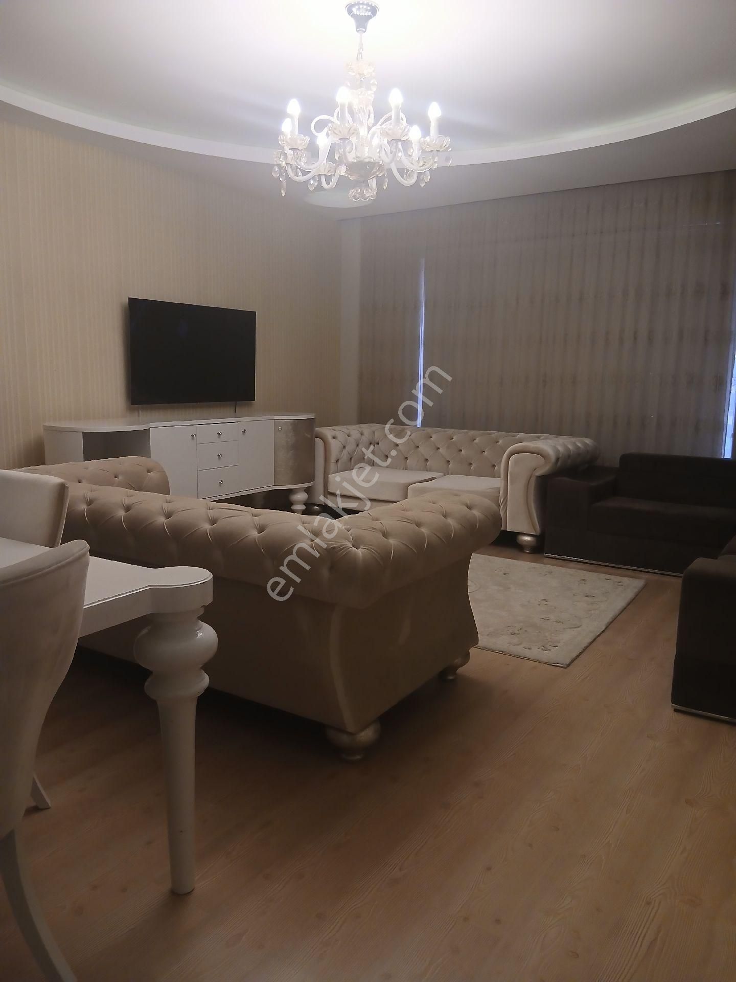 İzmir Torbalı Muratbey Mahallesinde Havuzlu Sitede 3+1 Full Eşyalı Kiralık - Görsel 9