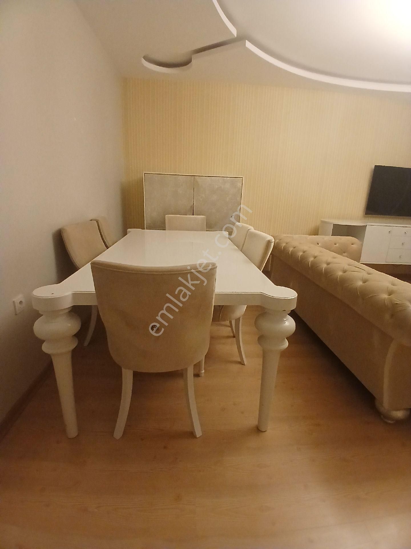 İzmir Torbalı Muratbey Mahallesinde Havuzlu Sitede 3+1 Full Eşyalı Kiralık - Görsel 11