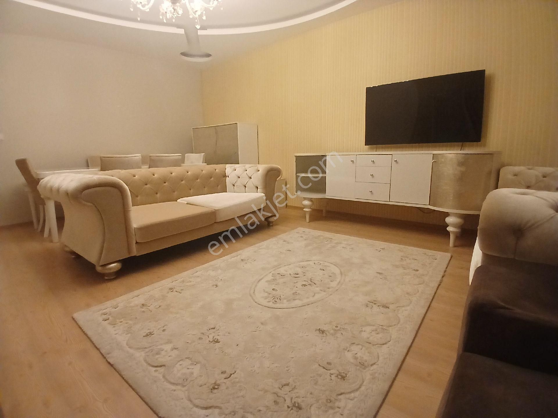 İzmir Torbalı Muratbey Mahallesinde Havuzlu Sitede 3+1 Full Eşyalı Kiralık - Görsel 6