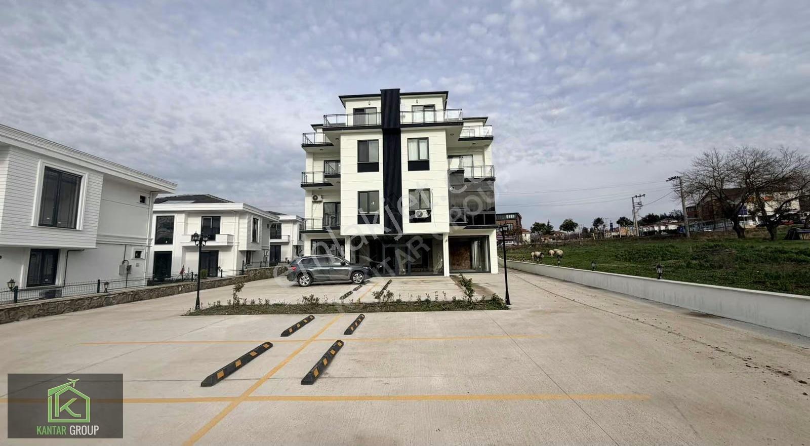 45 M2 Karşılama Bölümlü Satılık 2 Katlı 400 M² Dükkan - Görsel 8
