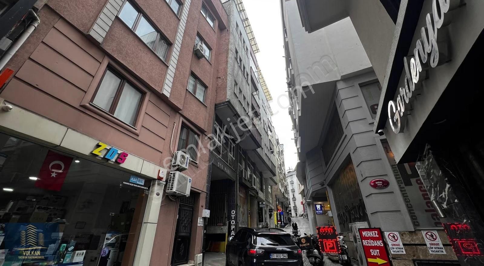 Vyg'den Ortahisar Kemerkaya Mah. Satılık Masrafsız 3+1 Daire