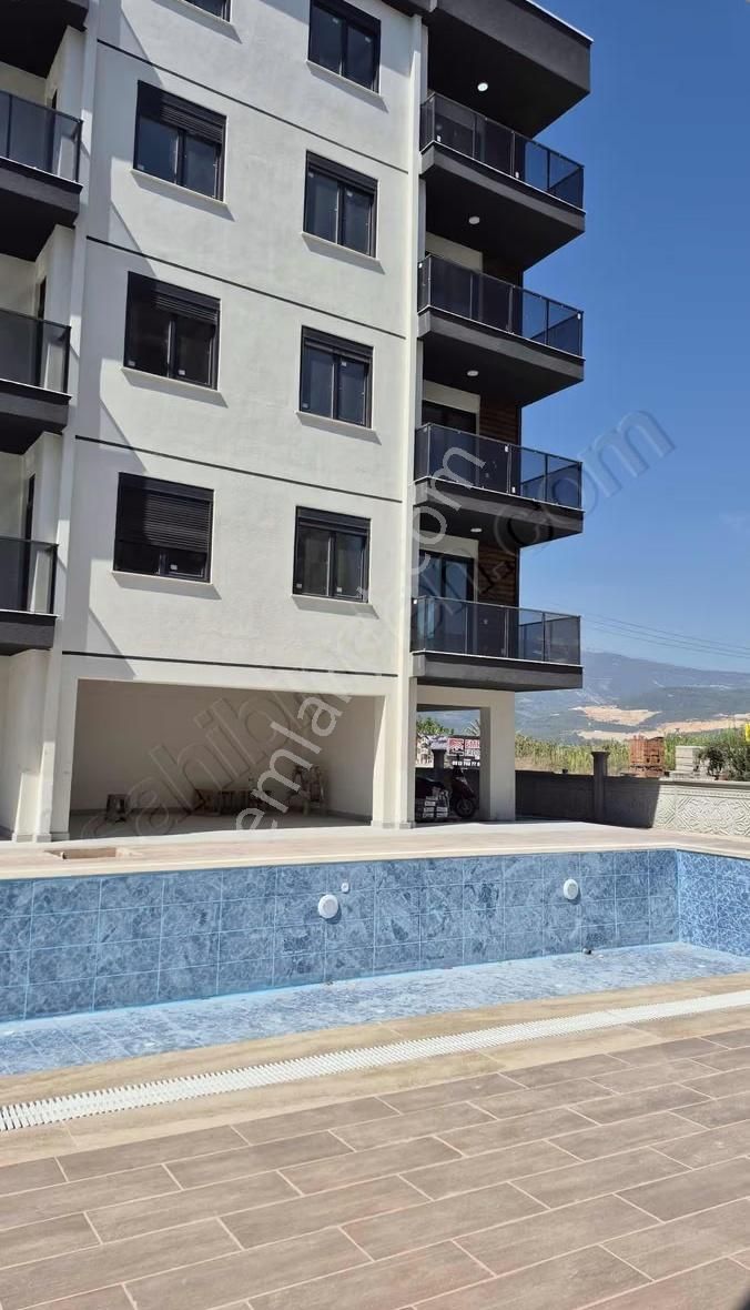 07 Truva Emlaktan Finikede Havuzlu Satılık 1+1 Daire - Görsel 3