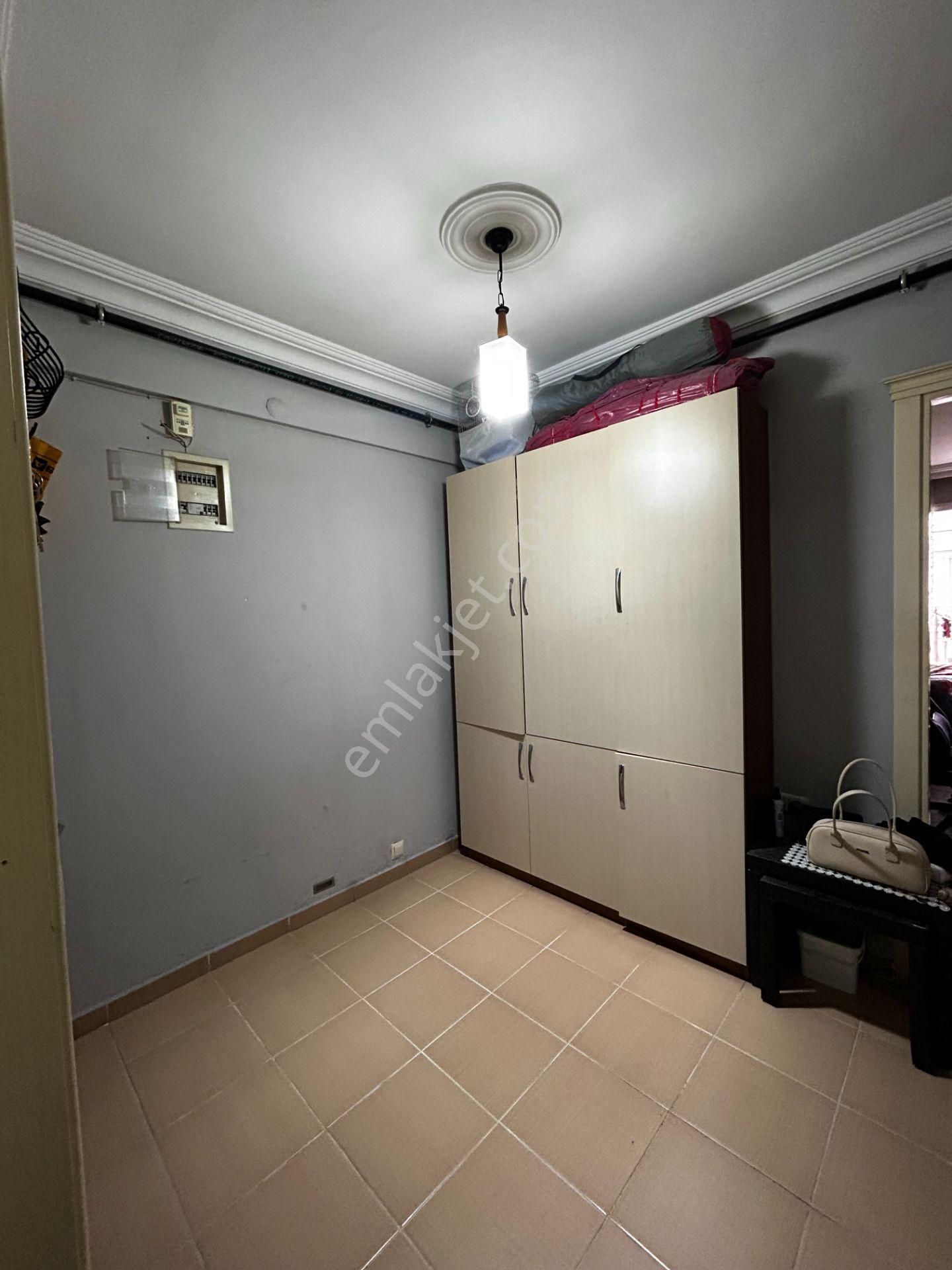 Turyap Buca'dan Hasanağa Park Dibi Ana Cadde Üzerinde Harika 3+1 - Görsel 7