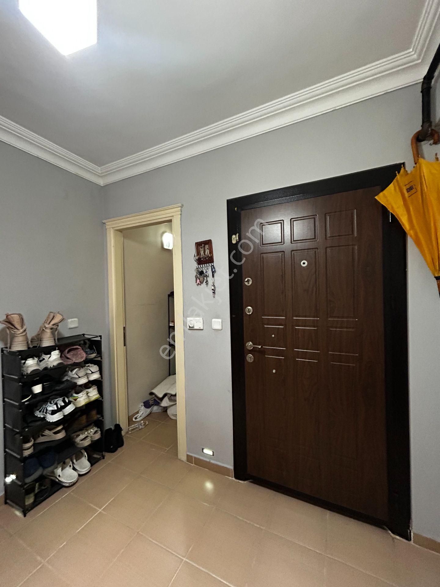 Turyap Buca'dan Hasanağa Park Dibi Ana Cadde Üzerinde Harika 3+1 - Görsel 6