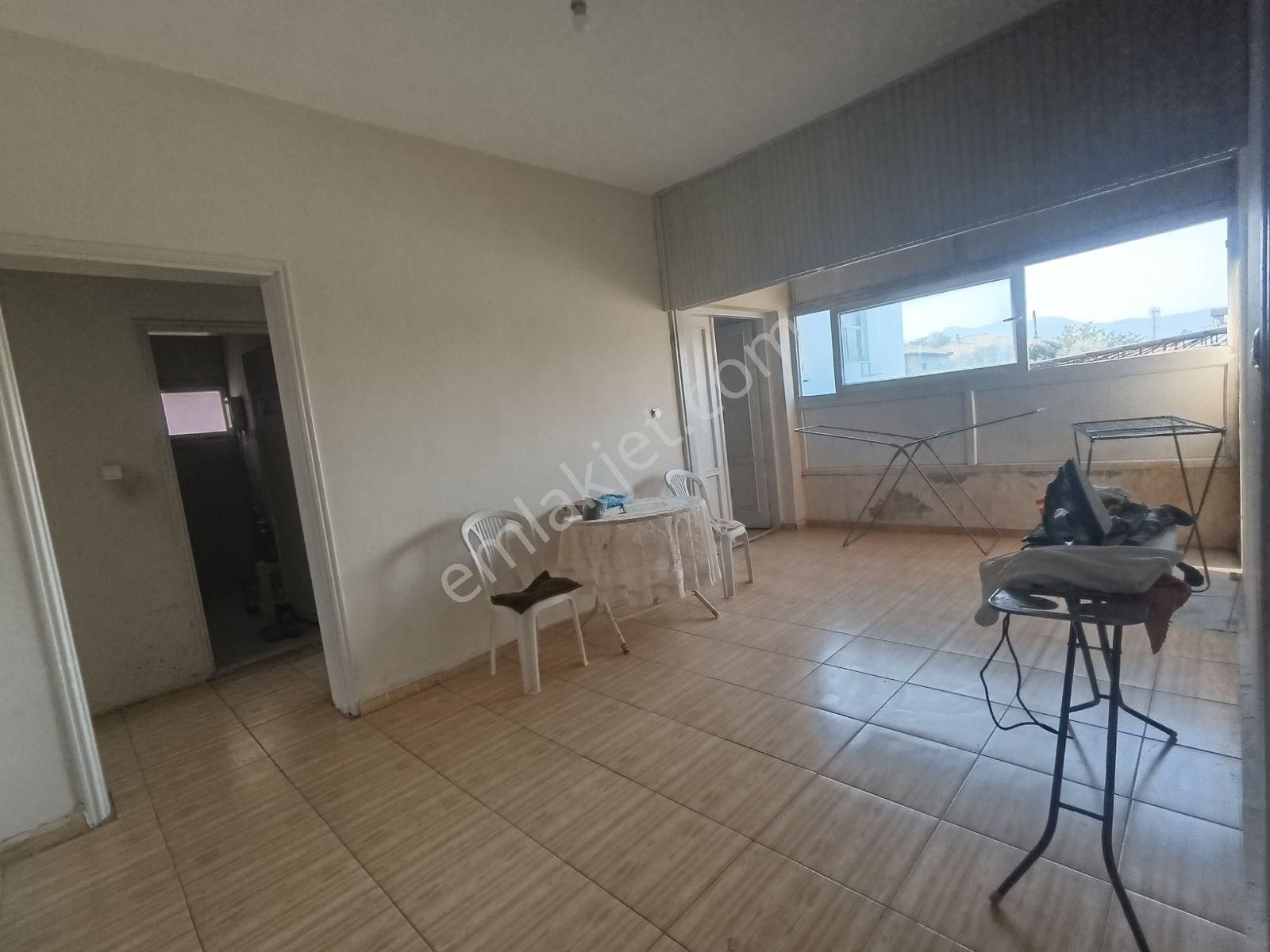 Anadolu Gayrimenkulden Çarşıda 90 M² Dükkan Ve Ev - Görsel 12