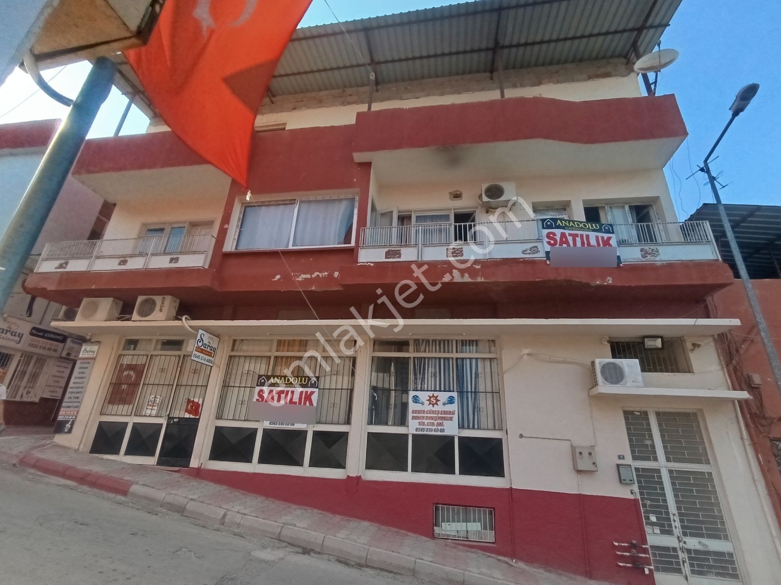 Anadolu Gayrimenkulden Çarşıda 90 M² Dükkan Ve Ev