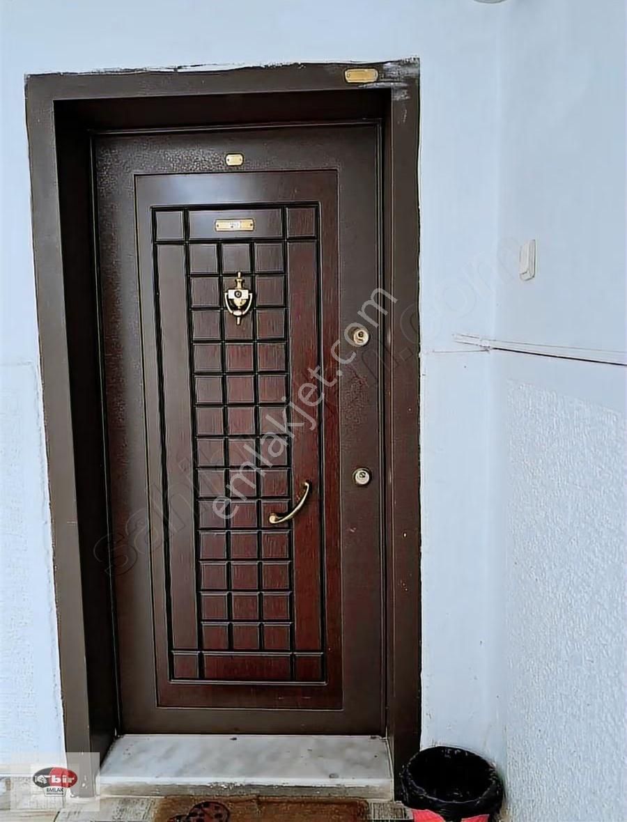 Esat Başçavuş Sokakta 3+1 Kombili Kiralık Daire - Görsel 7