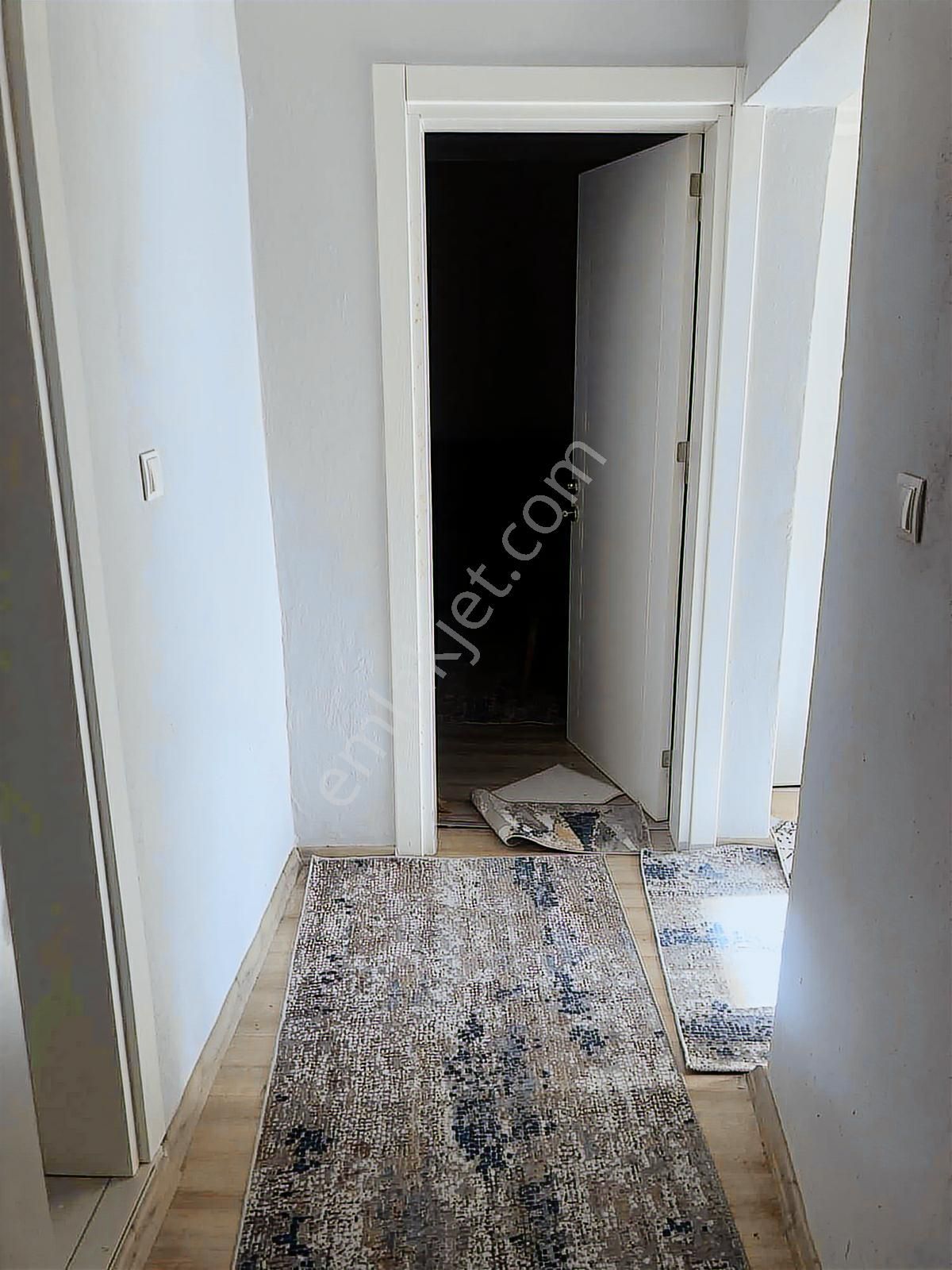 Anadolu Gayrimenkulden İki Katlı Büyük Bahçeli Müstakil Ev - Görsel 17