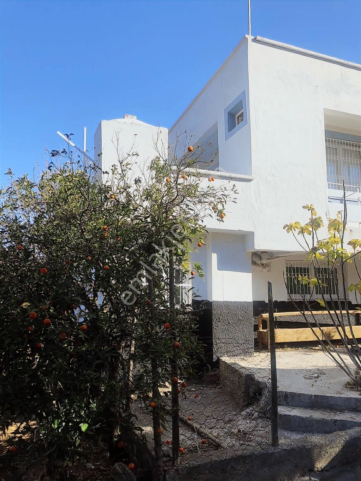 Anadolu Gayrimenkulden İki Katlı Büyük Bahçeli Müstakil Ev - Görsel 13