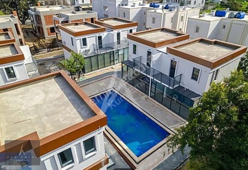 Bodrum Cevat Şakir'de Satılık 1+1 Havuzlu Daire