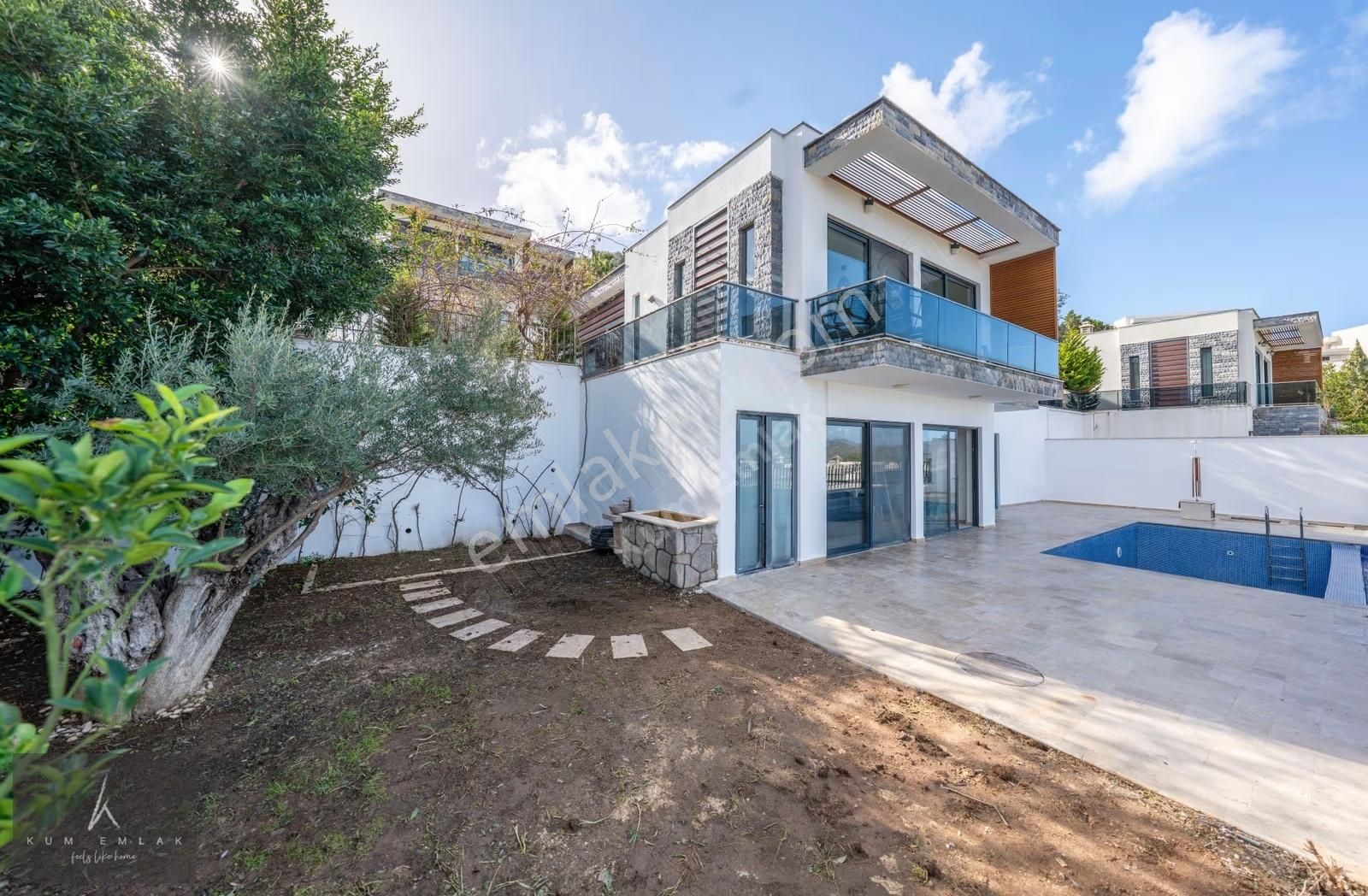 Bodrum Yalıkavak Geriş'te Manzaralı Satılık Fırsat Villa