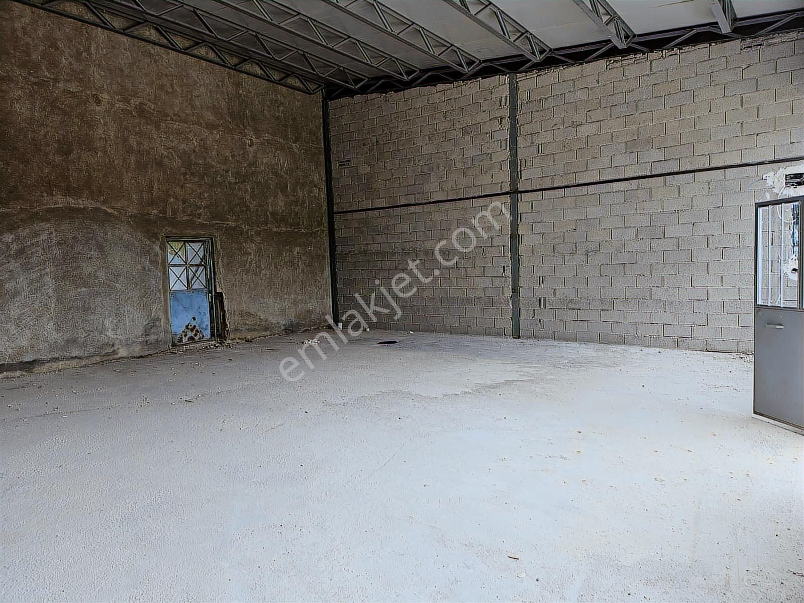 Sarayönü Sanayi Sitesinde 2 Dükkan Tek Fiyat - Görsel 2