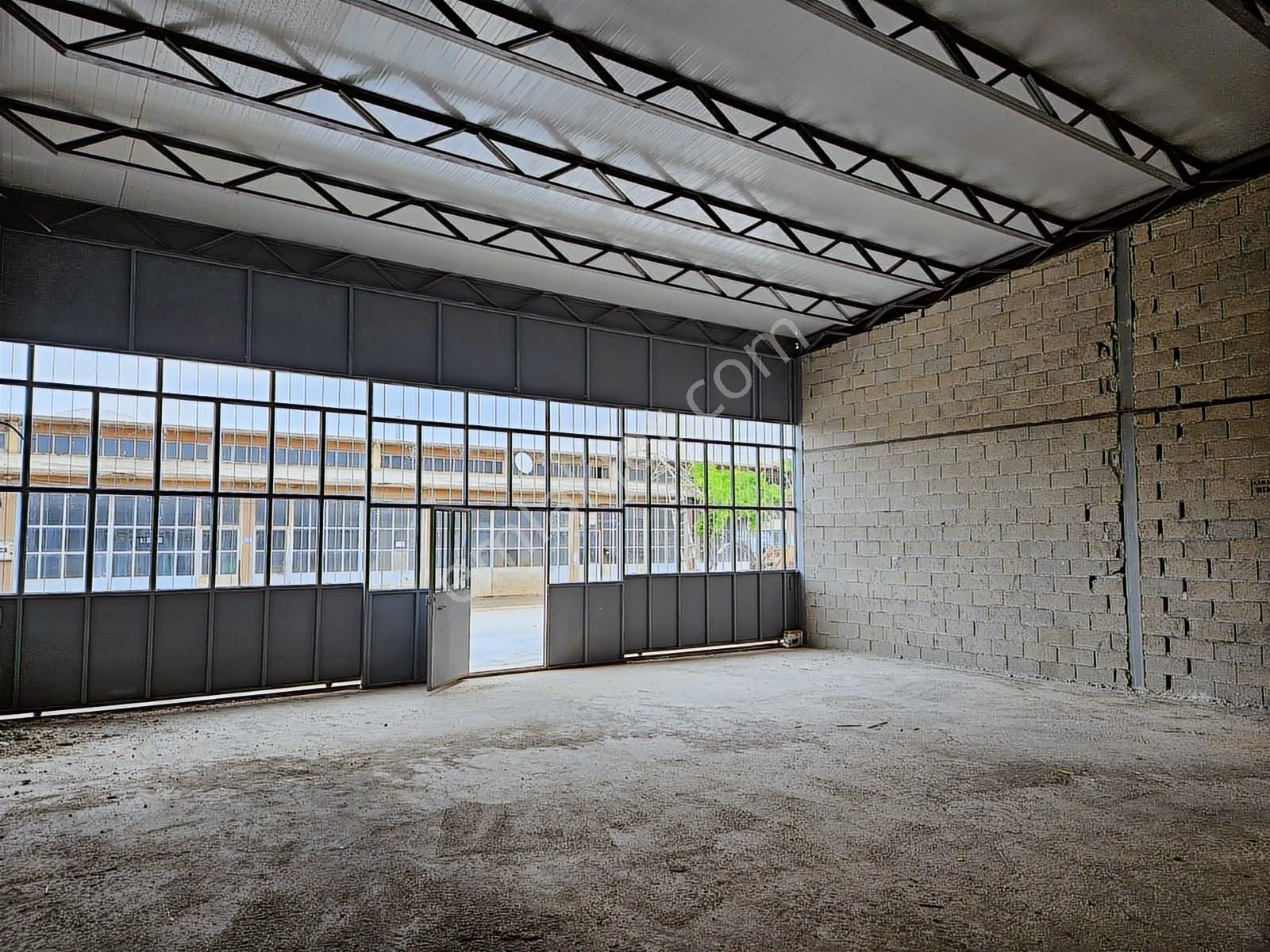 Sarayönü Sanayi Sitesinde 2 Dükkan Tek Fiyat - Görsel 13