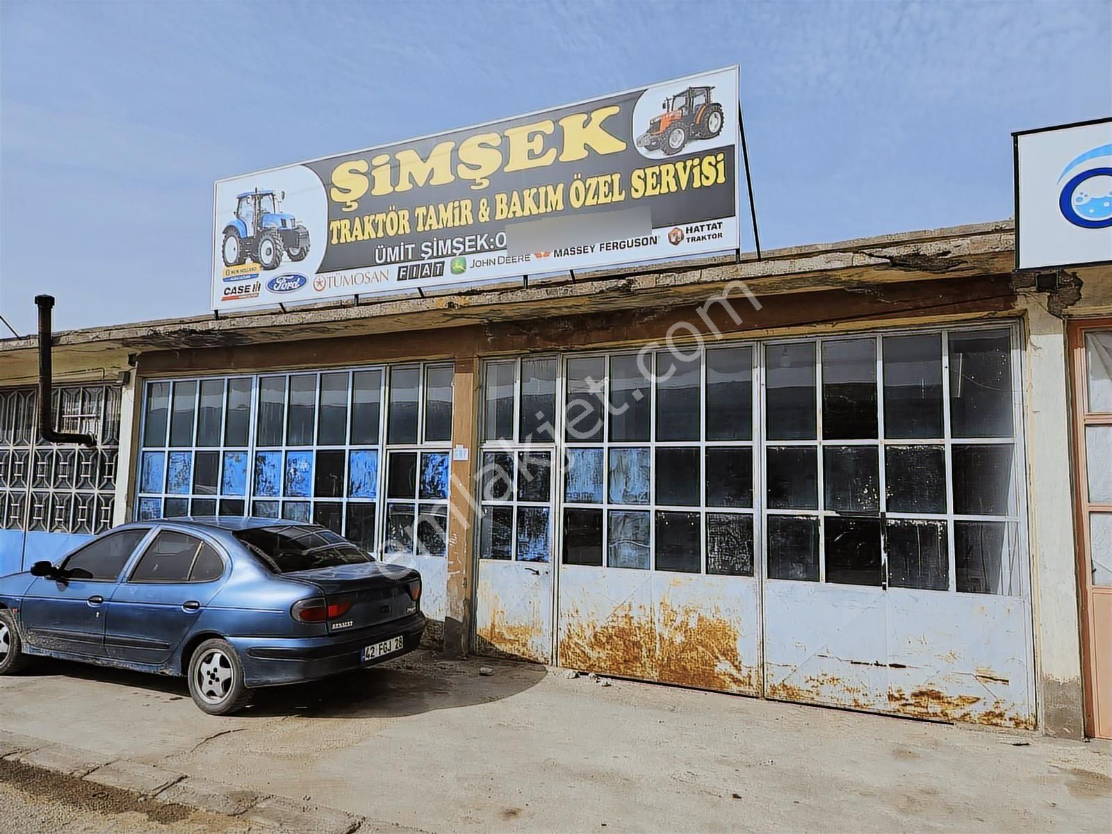 Sarayönü Sanayi Sitesinde 2 Dükkan Tek Fiyat