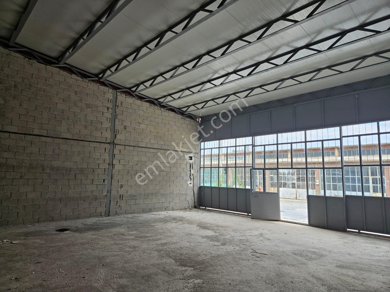 Sarayönü Sanayi Sitesinde 2 Dükkan Tek Fiyat - Görsel 11