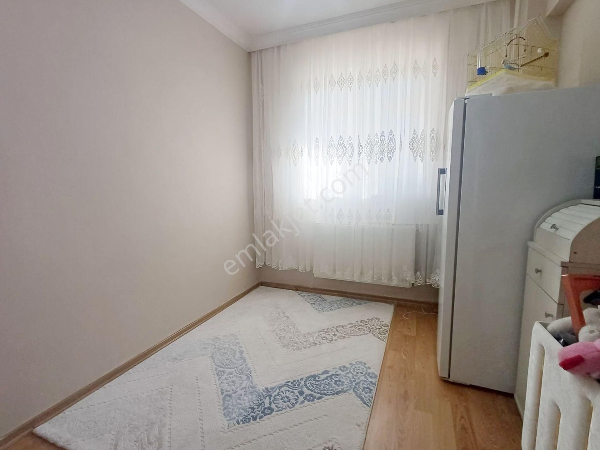 Mertcan Dan Adnan Kahveci Metroya Yürüme Balkonlu 2+1 Bahçe Katı - Görsel 12