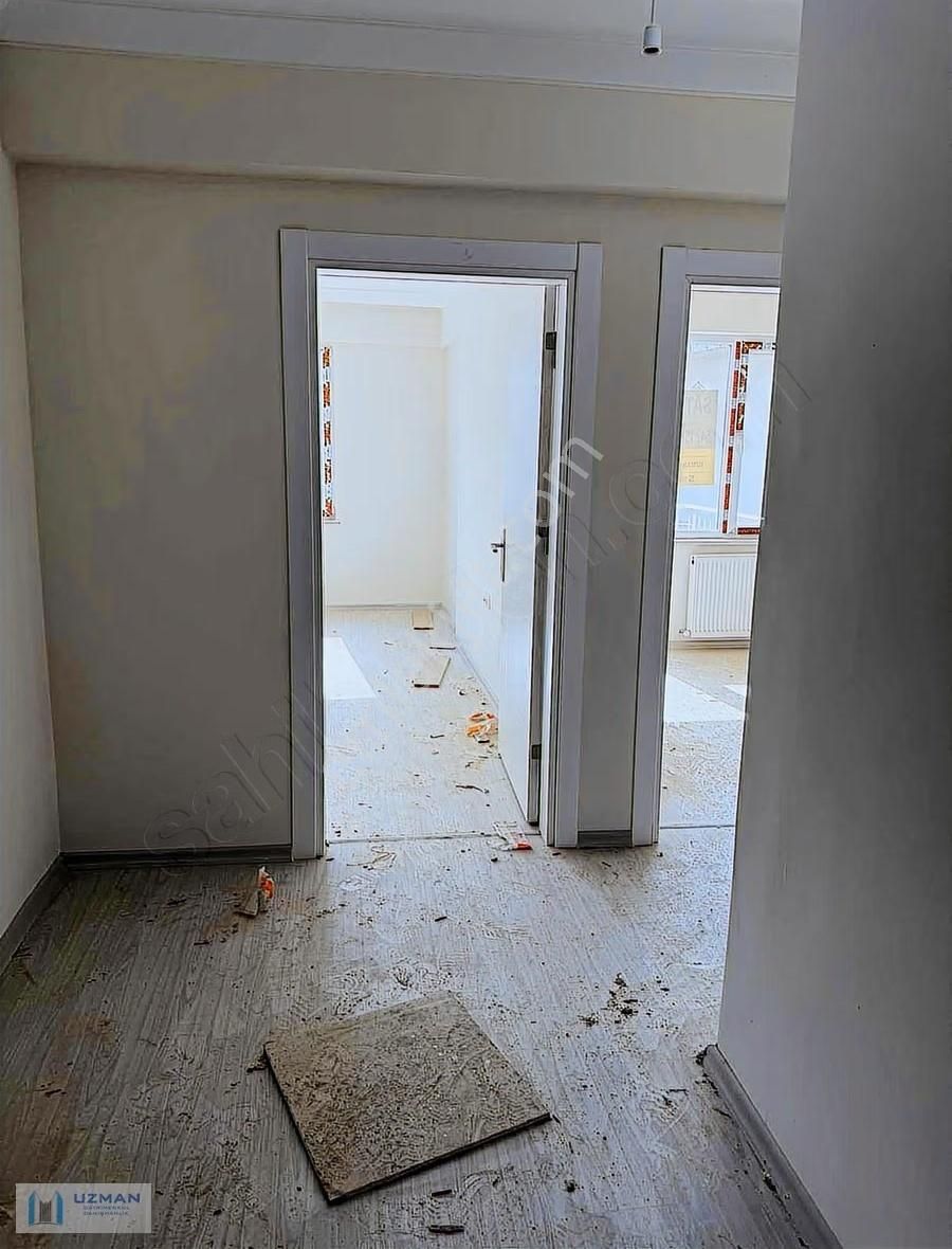 Uzman'dan Atatürk Caddesi Yakını 3+1 Otopark Üstü Daire - Görsel 17