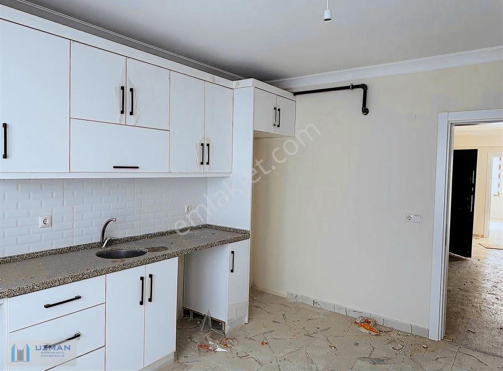 Uzman'dan Atatürk Caddesi Yakını 3+1 Otopark Üstü Daire - Görsel 2