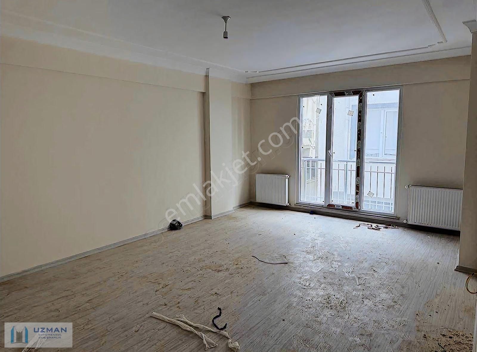 Uzman'dan Atatürk Caddesi Yakını 3+1 Otopark Üstü Daire - Görsel 16