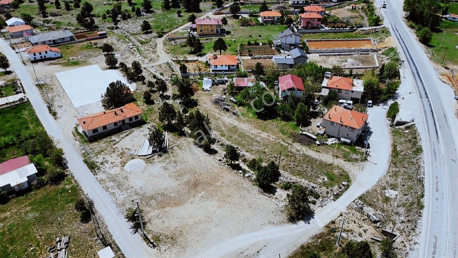Uğur'dan Yayla Ceylan Da Köyiçi İmarlı 1553 M2 Satılık Arazi - Görsel 17