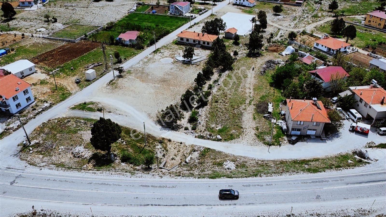 Uğur'dan Yayla Ceylan Da Köyiçi İmarlı 1553 M2 Satılık Arazi
