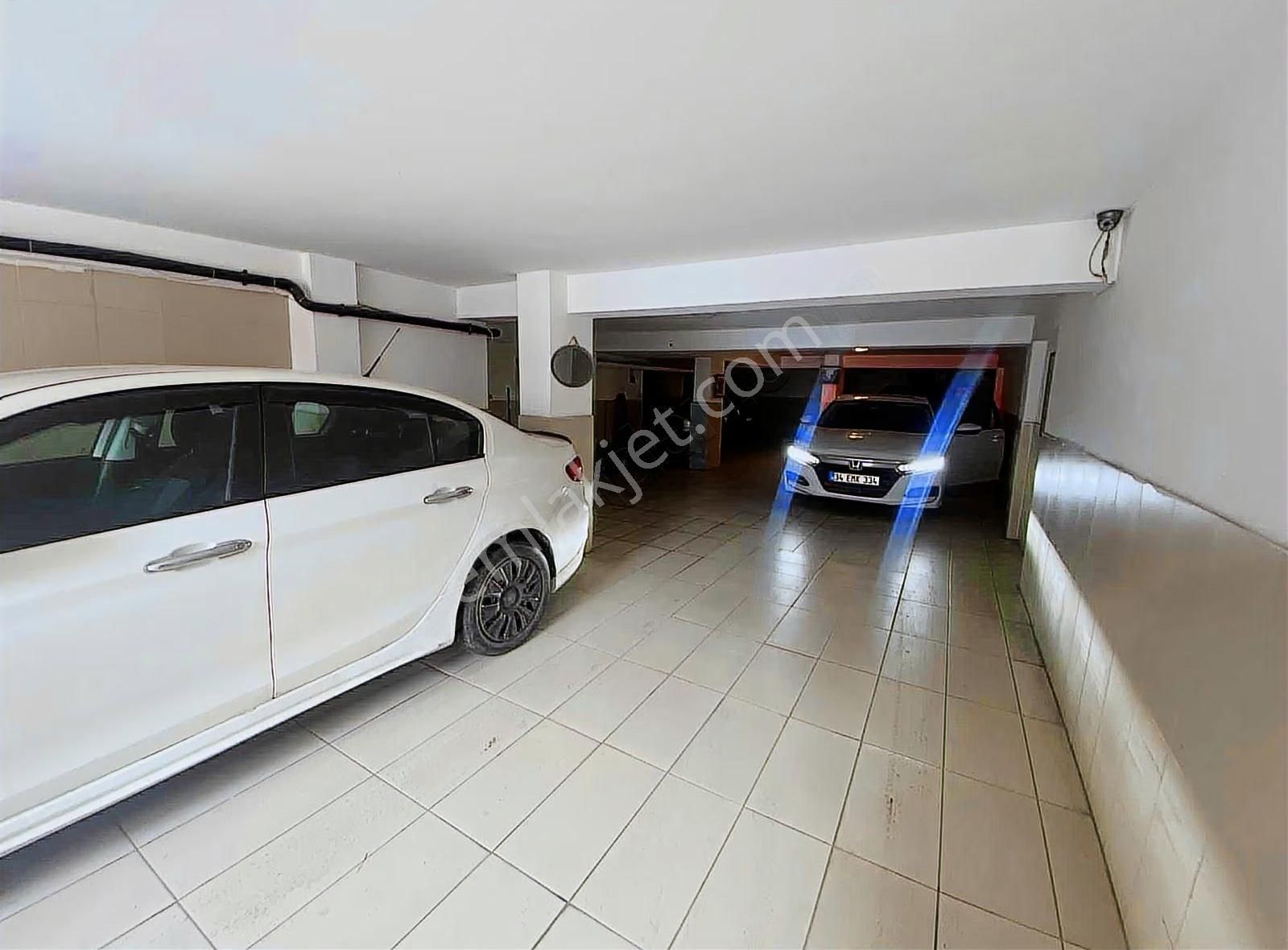 3+1 Beşiktaş Çırağanda Kombili Balkonlu Sıfır Yenilenmiş Daire - Görsel 12