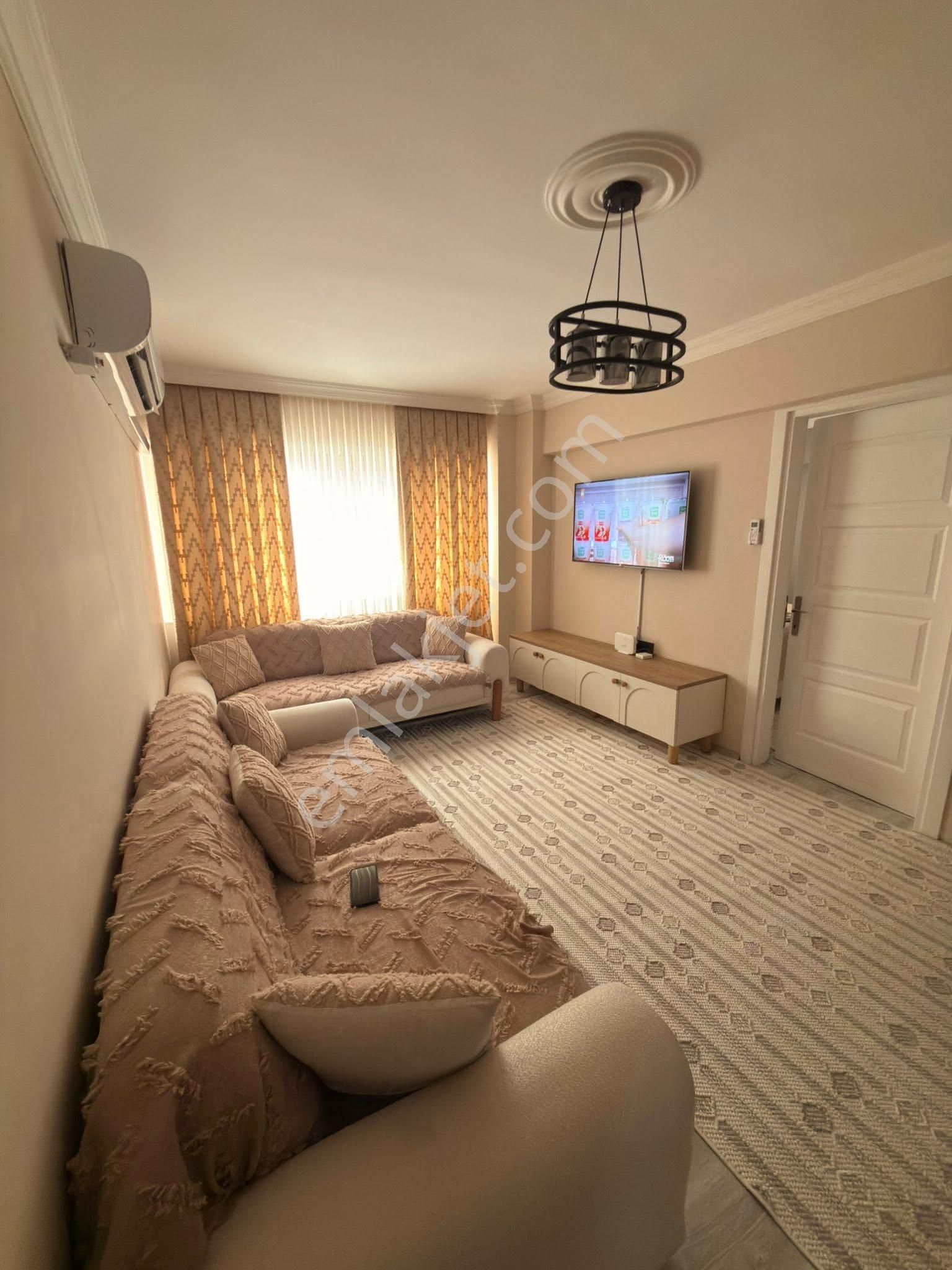 Sümer Mahallesi’nde 2 Yaşında Satılık 2+1 Daire – Kaçmaz Fırsat!