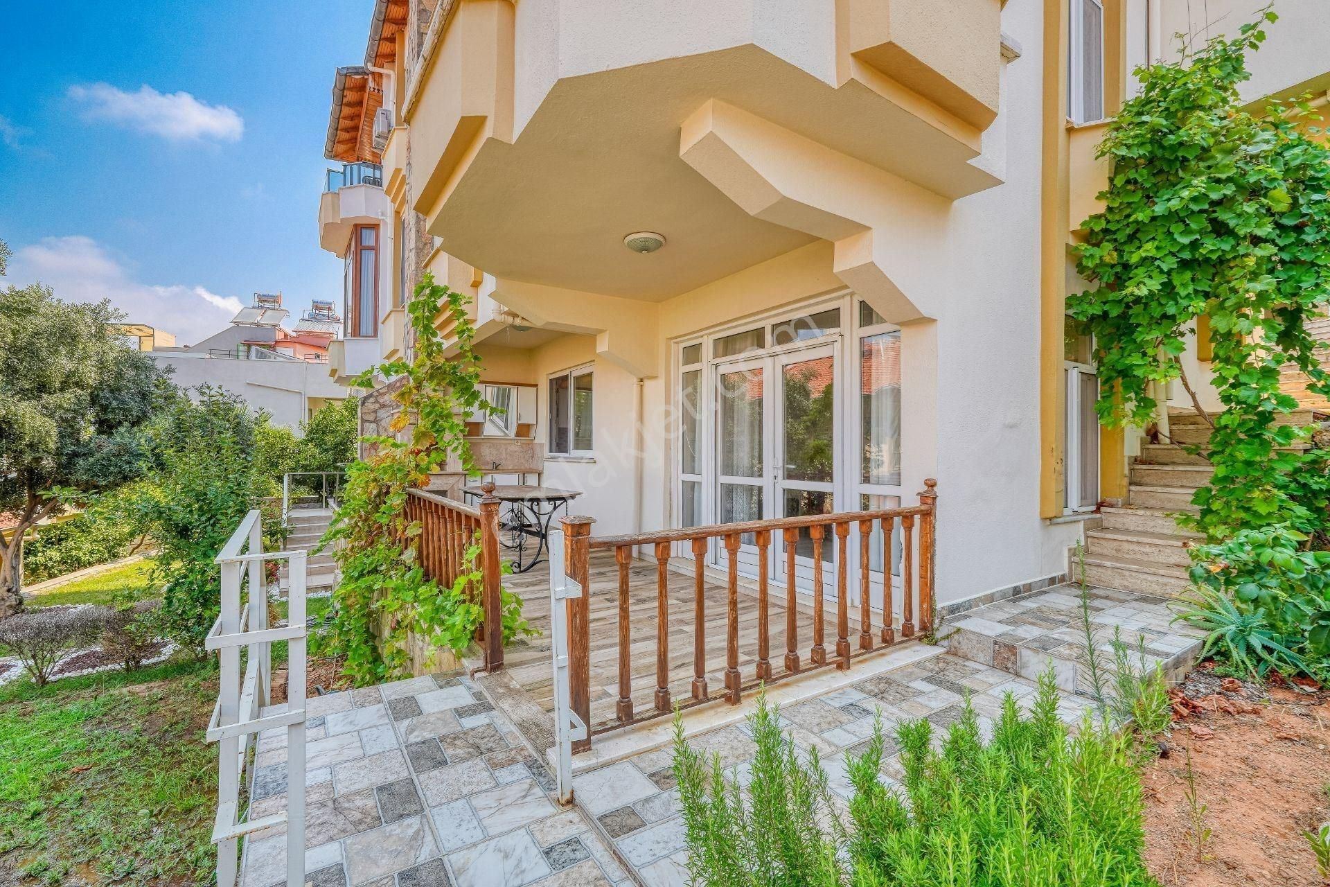 Alanya / Kestel’de Deniz Manzaralı 3+1 Satılık Villa - Görsel 20