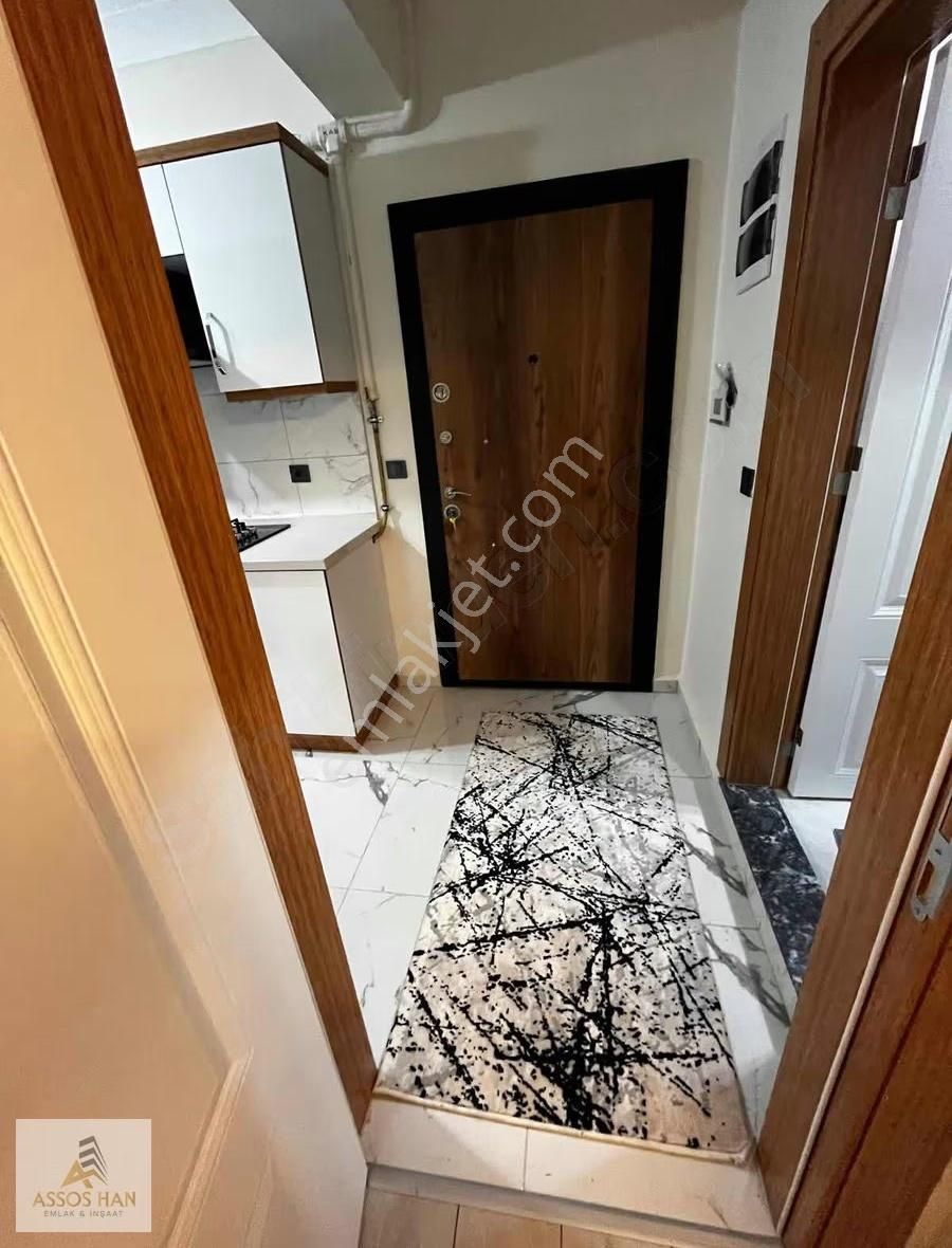 Assos Han Emlak'tan Teras Cafe Üstü Satılık 1+1 Eşyalı Daire - Görsel 4