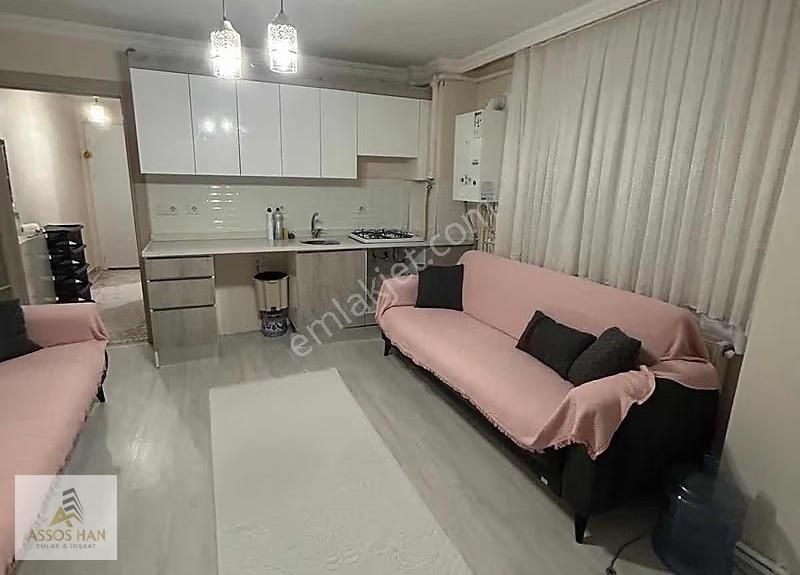 Assos Han Emlak'tan Çamlık Bölgesinde 1+1 Eşyalı Daire - Görsel 3