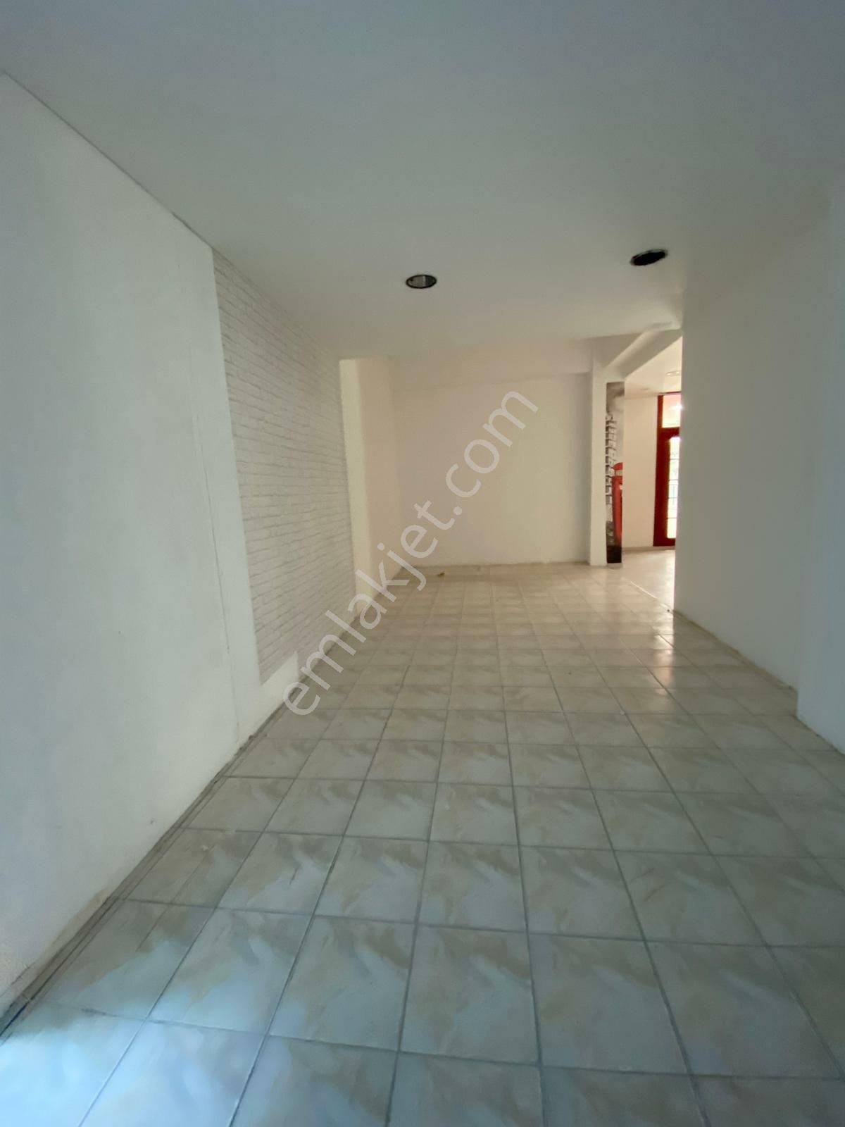 Beylikdüzü Barış Mahallesinde Merkezde 200 M2 Kiralik - Görsel 22