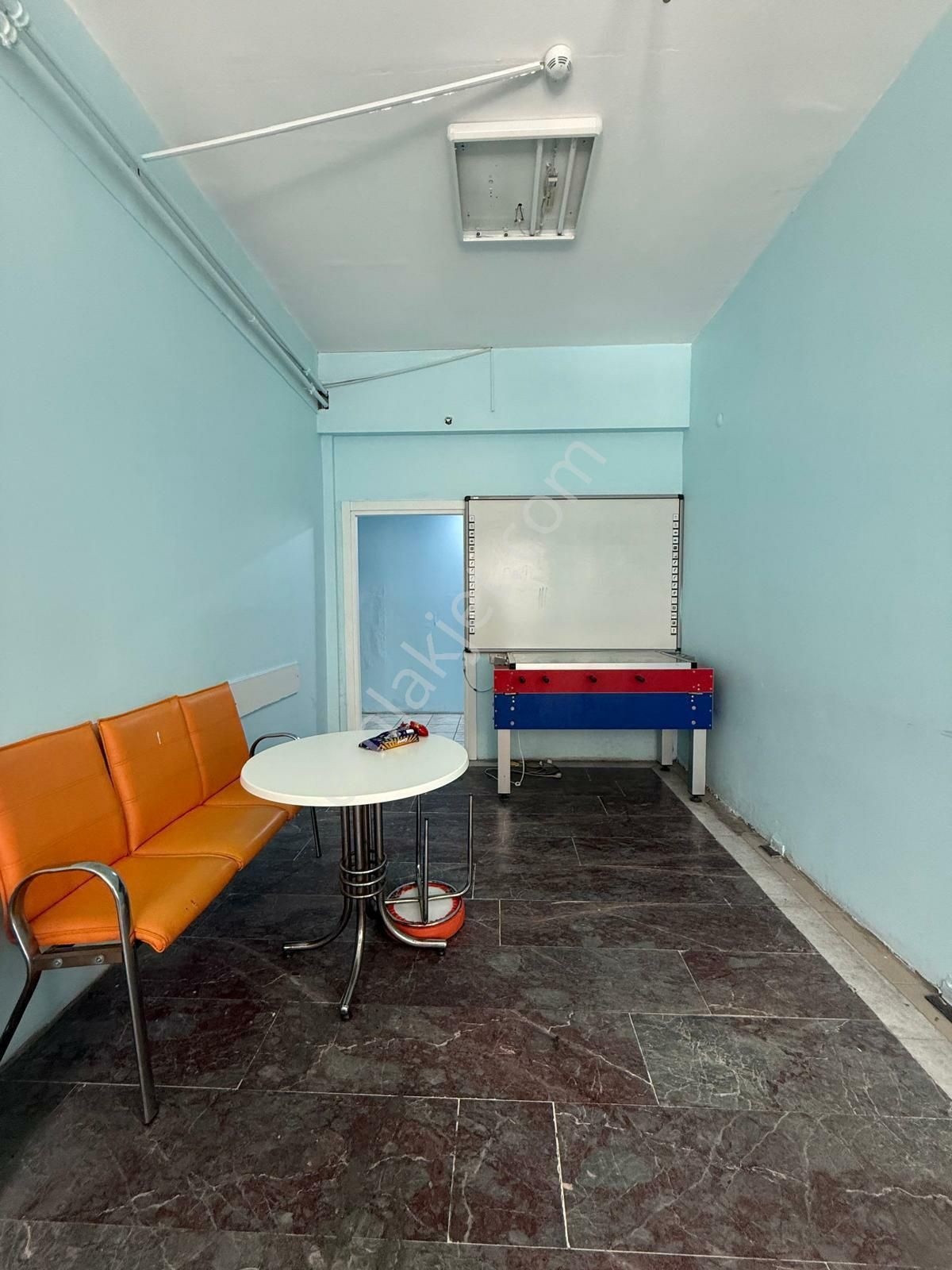 Beylikdüzü Barış Mahallesinde Merkezde 200 M2 Kiralik - Görsel 13