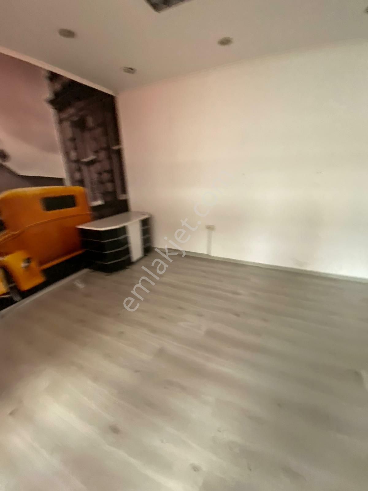 Beylikdüzü Barış Mahallesinde Merkezde 200 M2 Kiralik - Görsel 17