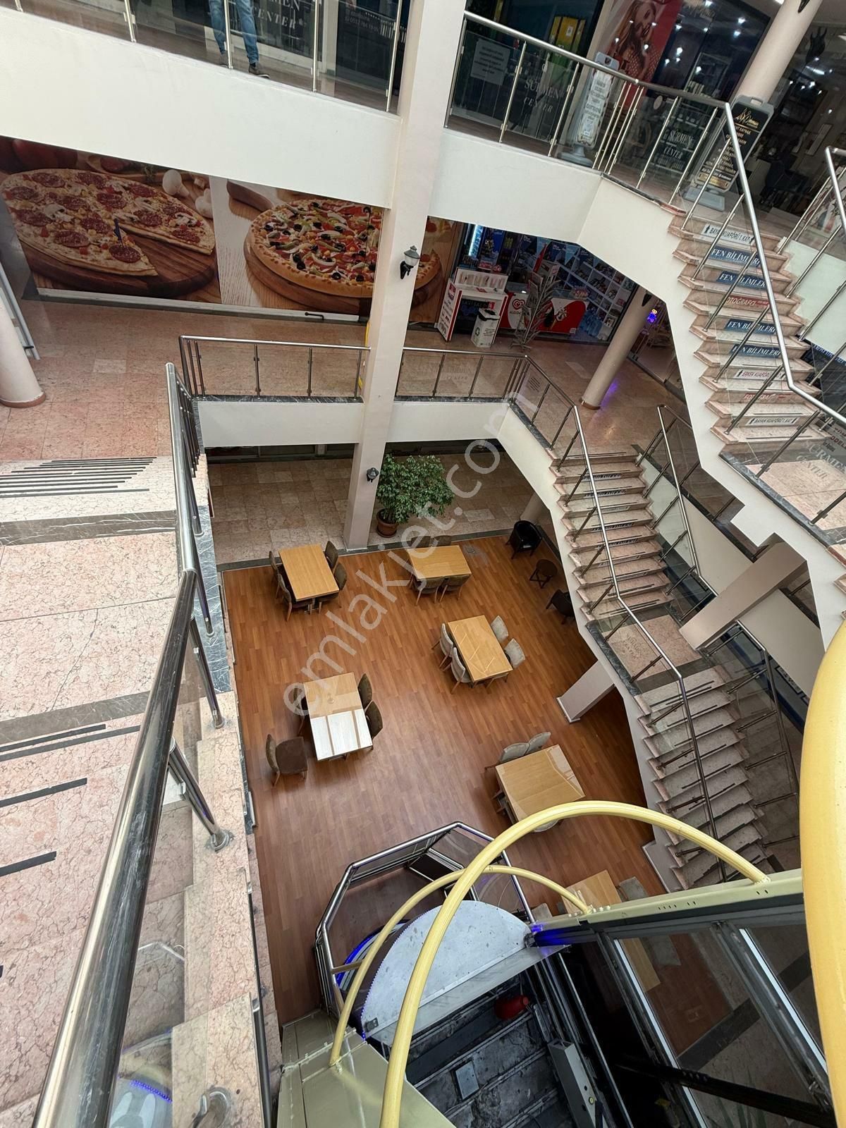 Beylikdüzü Barış Mahallesinde Merkezde 200 M2 Kiralik - Görsel 3