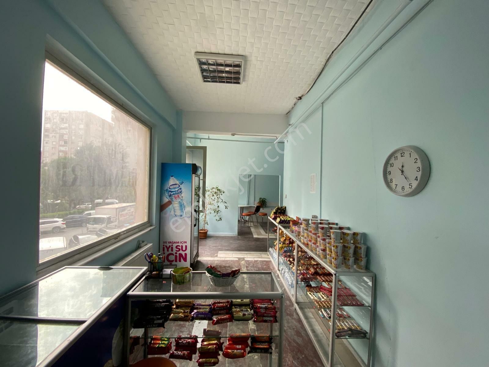 Beylikdüzü Barış Mahallesinde Merkezde 200 M2 Kiralik - Görsel 28