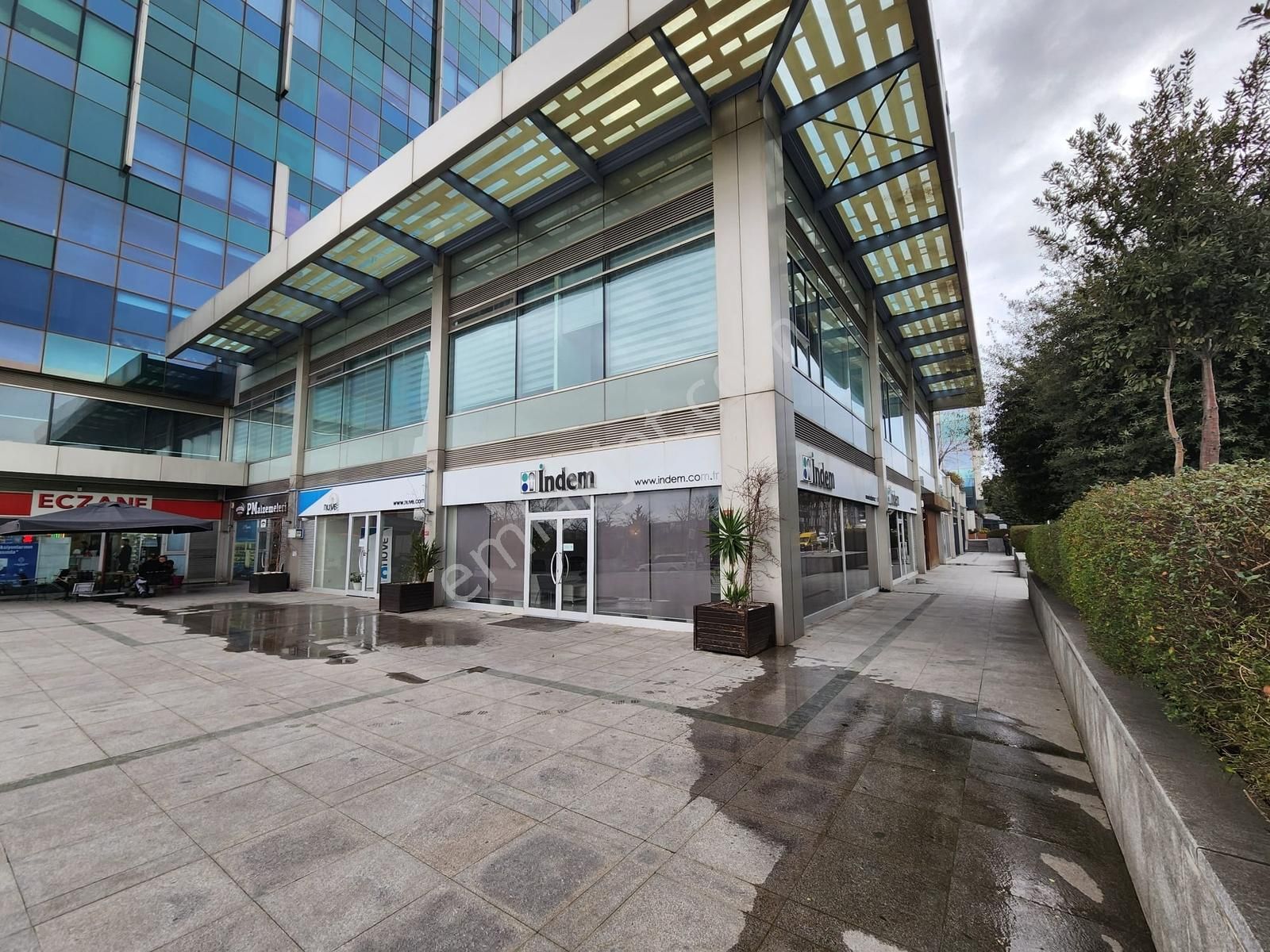 Nish İstanbul Ön Cephe, Köşe Ve Bahçe Kullanımlı Kiralık Mağaza - Görsel 11