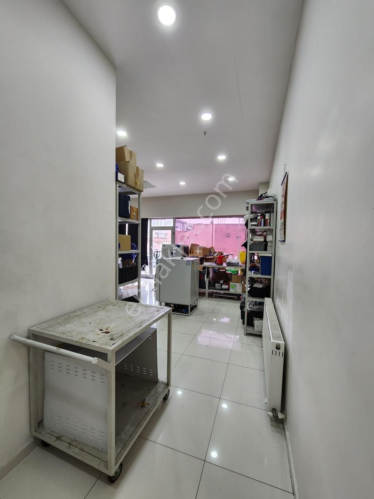 Nish İstanbul Ön Cephe, Köşe Ve Bahçe Kullanımlı Kiralık Mağaza - Görsel 4